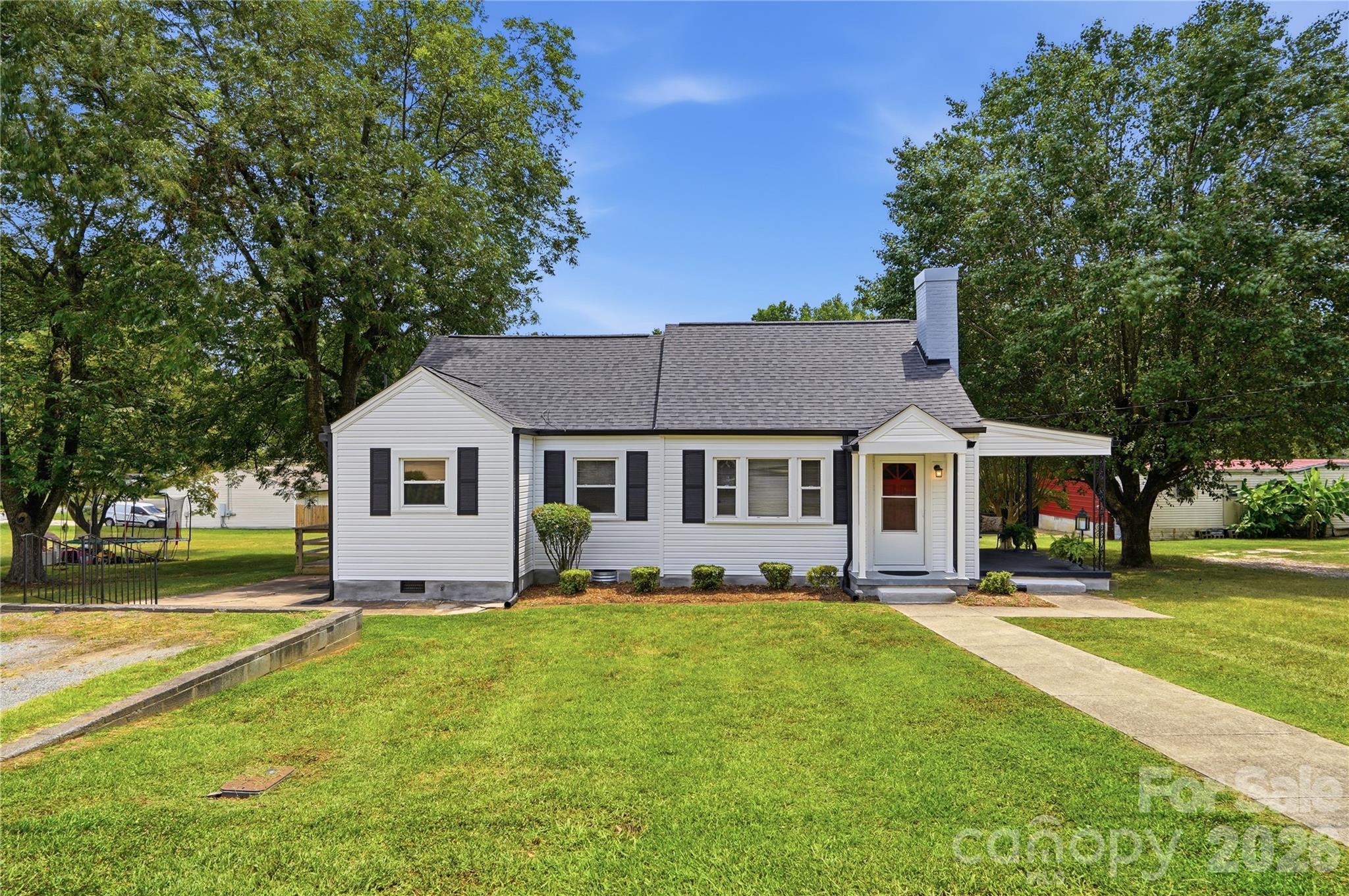 1203 W Gold Street Extension
