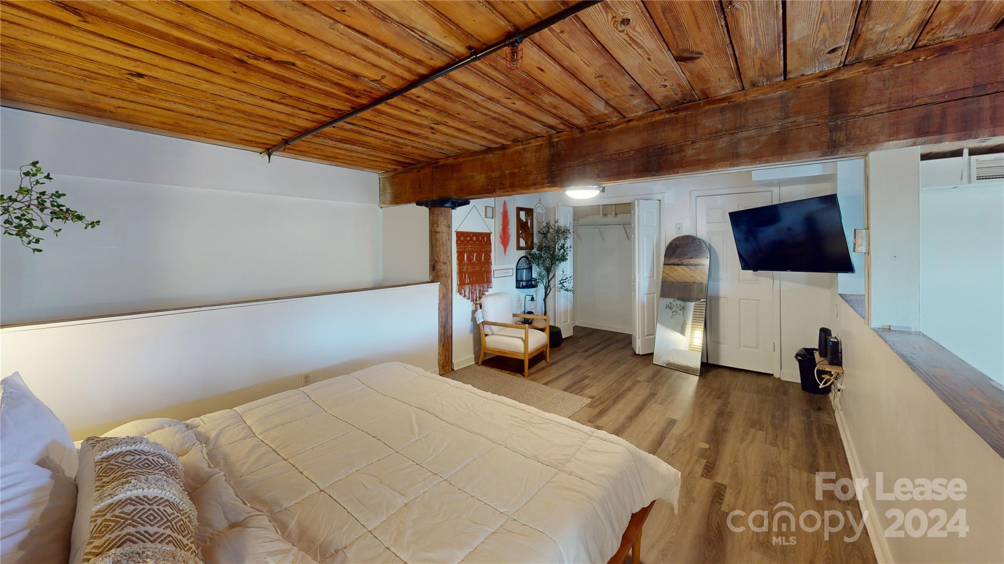 FoxRidge Lofts - Residential Lease