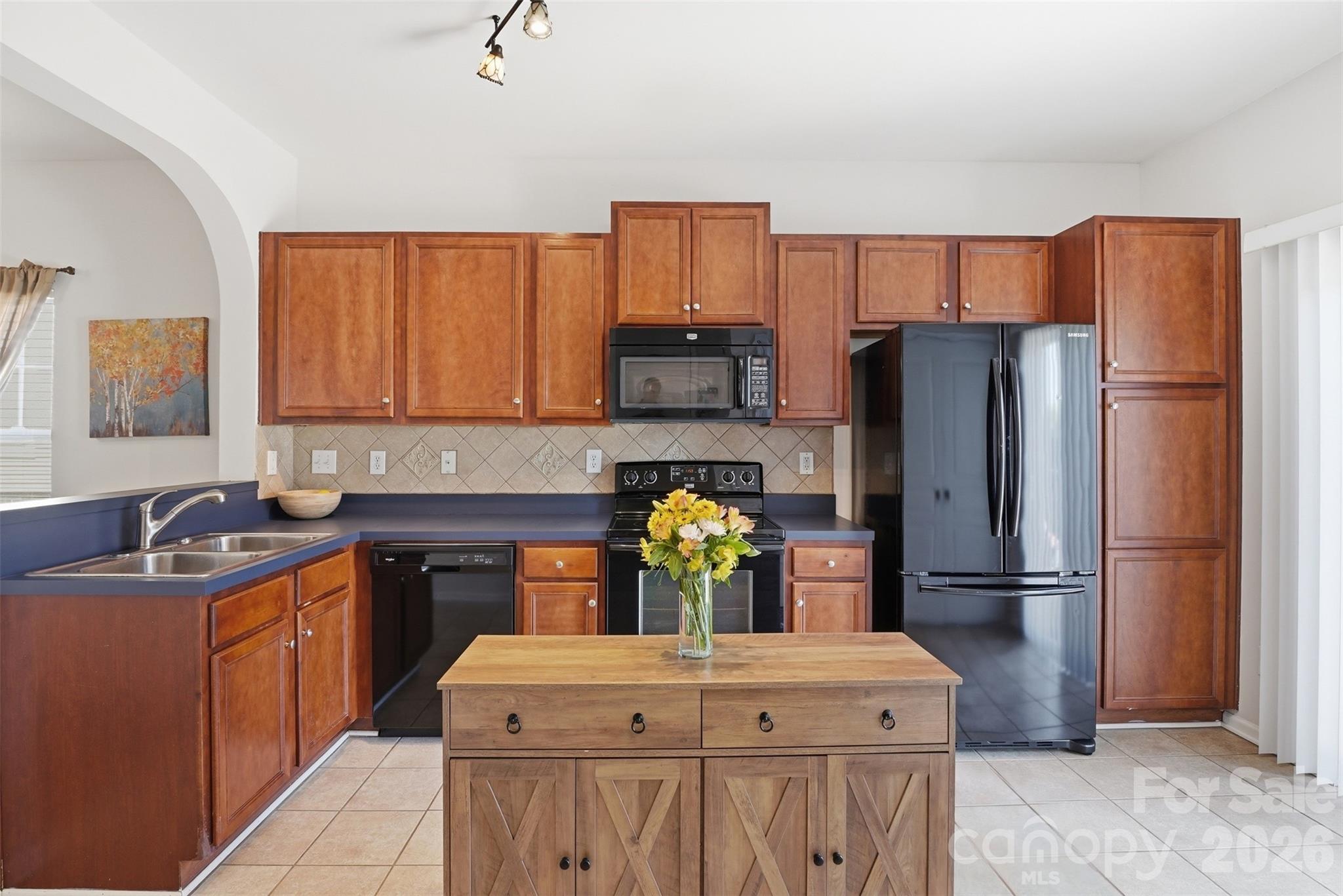 1012 Laparc Lane