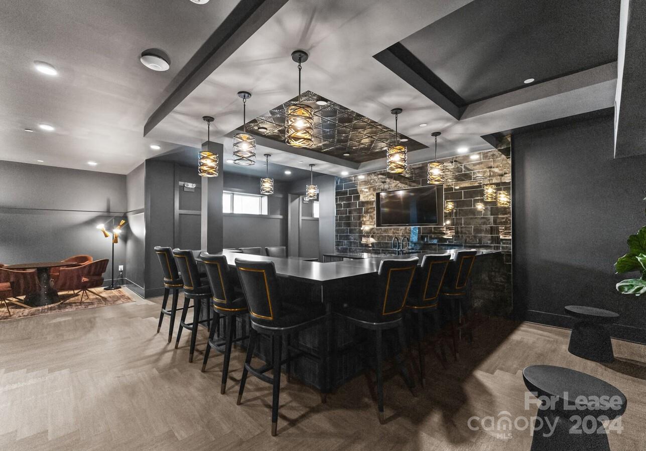 Charlotte, North Carolina 28209, United States, 3 Bedrooms Bedrooms, ,3 BathroomsBathrooms,Residential,Active,53846
