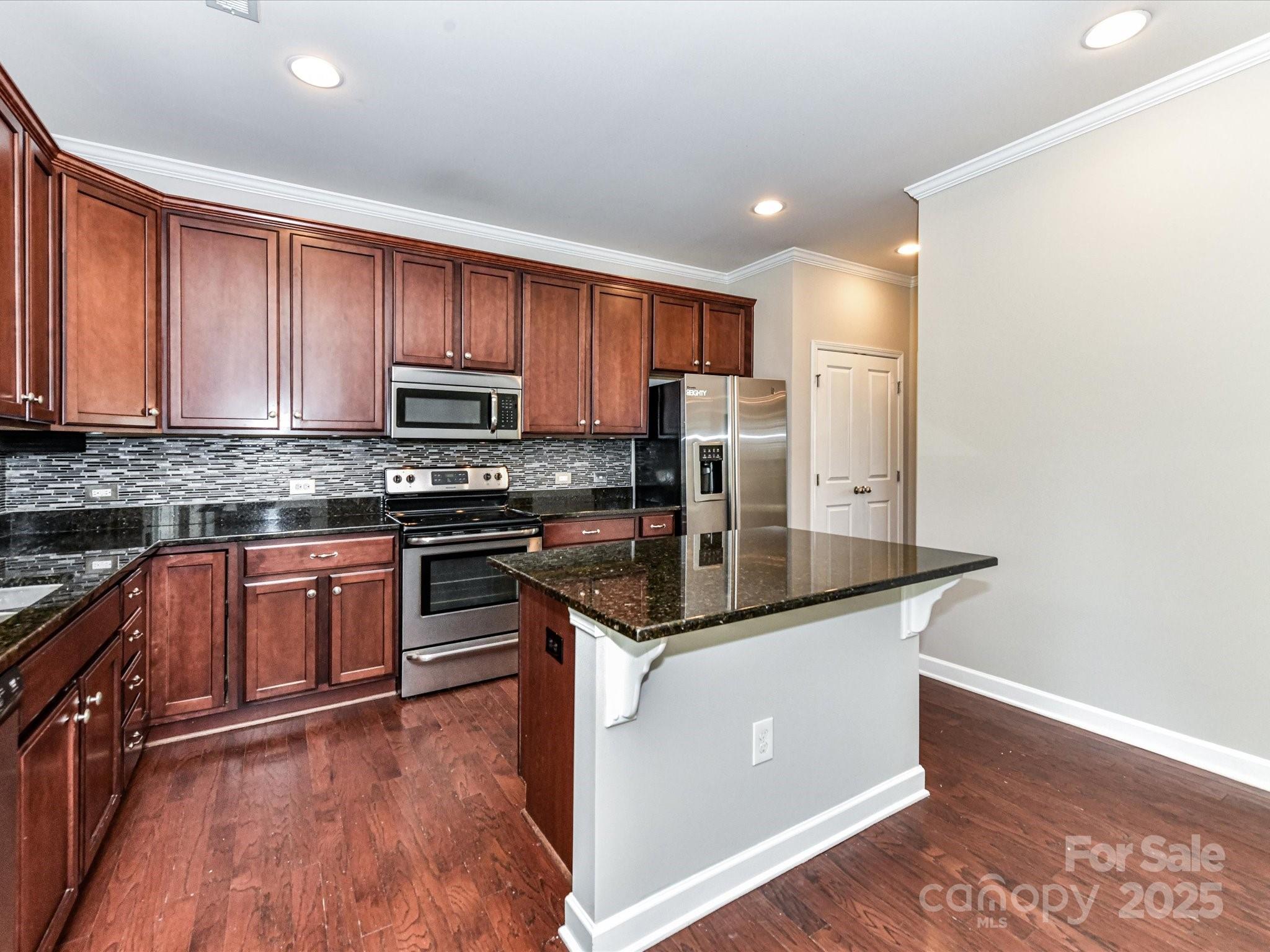 2369 Baxter Place SE