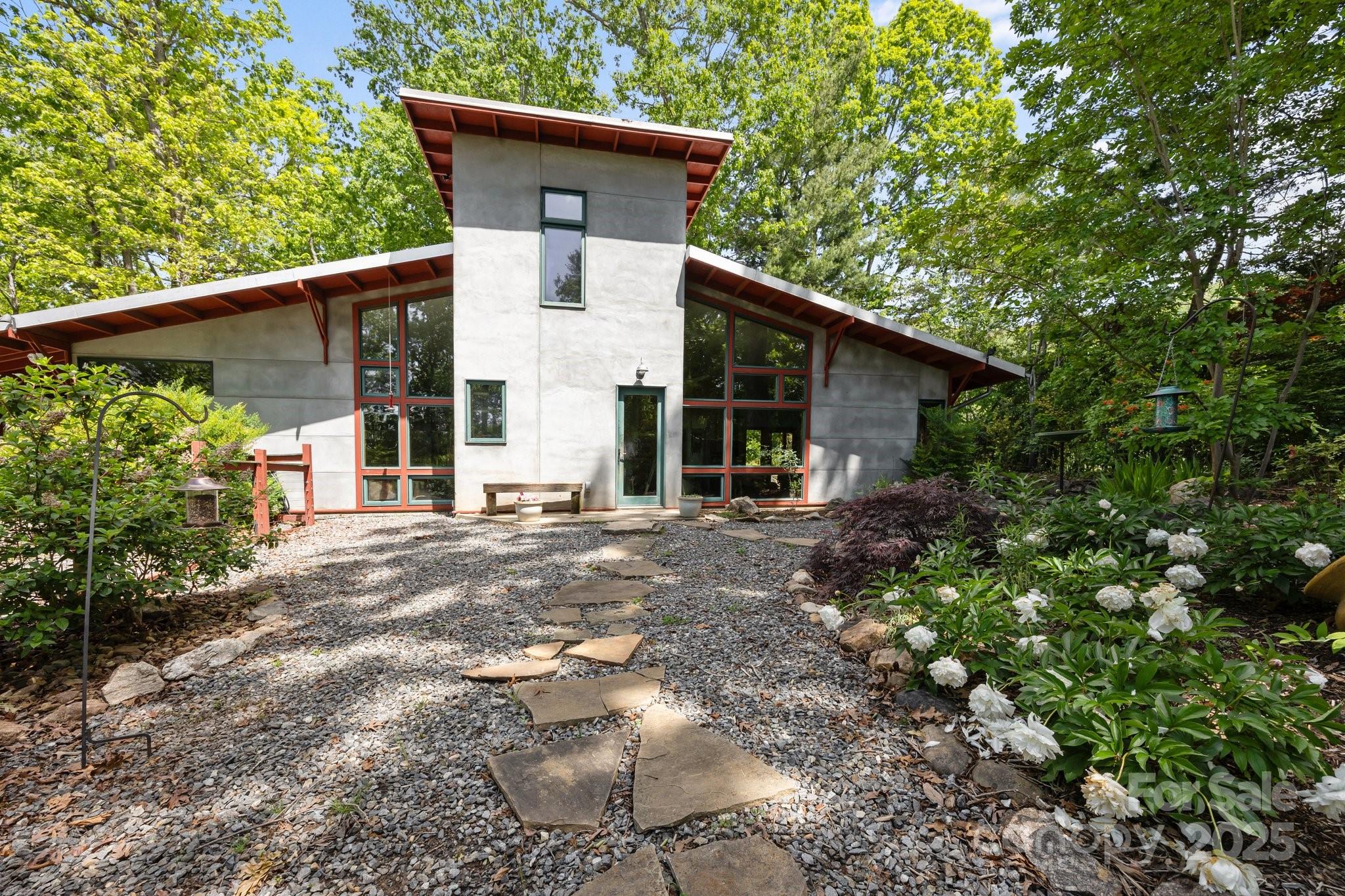 27 Rosebud Lane