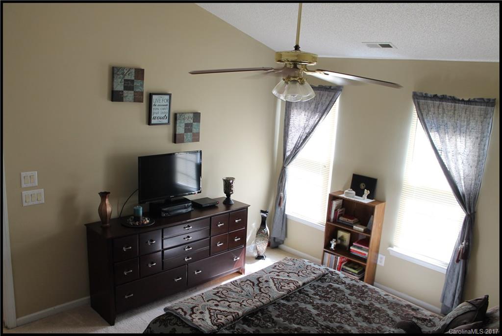 Kerry Greens - Residential