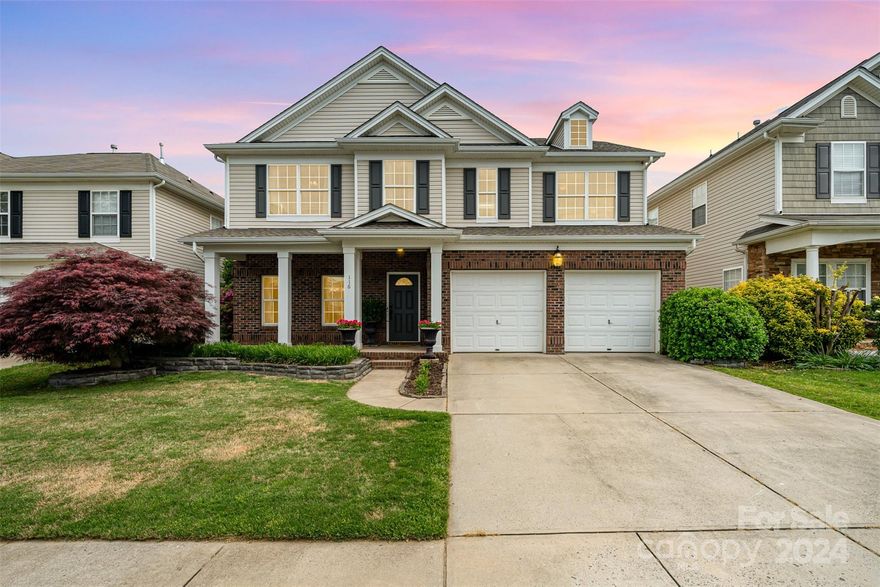 Nestled in the coveted Waterlynn Community, this charming 2-story residence boasts a fresh appeal with new appliances and pristine white kitchen cabinets. The kitchen is a culinary haven, featuring a large eat-in island perfect for gathering. The open floor plan on the main level gives you endless possibilities....dining room, play room, office space or formal living room. Upstairs, discover a spacious loft for relaxation or play. Retreat to the upgraded primary en-suite, complete with a tiled shower and indulgent garden tub. Tons of storage throughout the home! Enjoy outdoor living with a fenced yard and a covered extended back patio, offering serene retreats year-round. Roof is only 4 years old and a new upstairs HVAC unit!  With its prime location and array of amenities, this residence epitomizes effortless living at its finest.