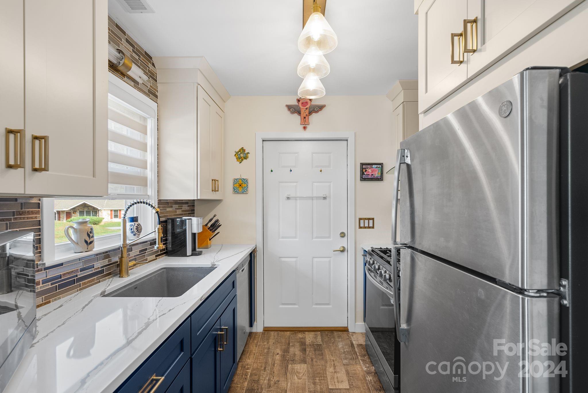 The Hills at Averys Creek - Residential