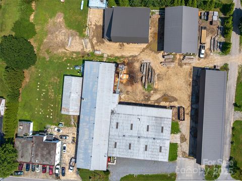 635 Sonoma Road Waynesville NC 28786