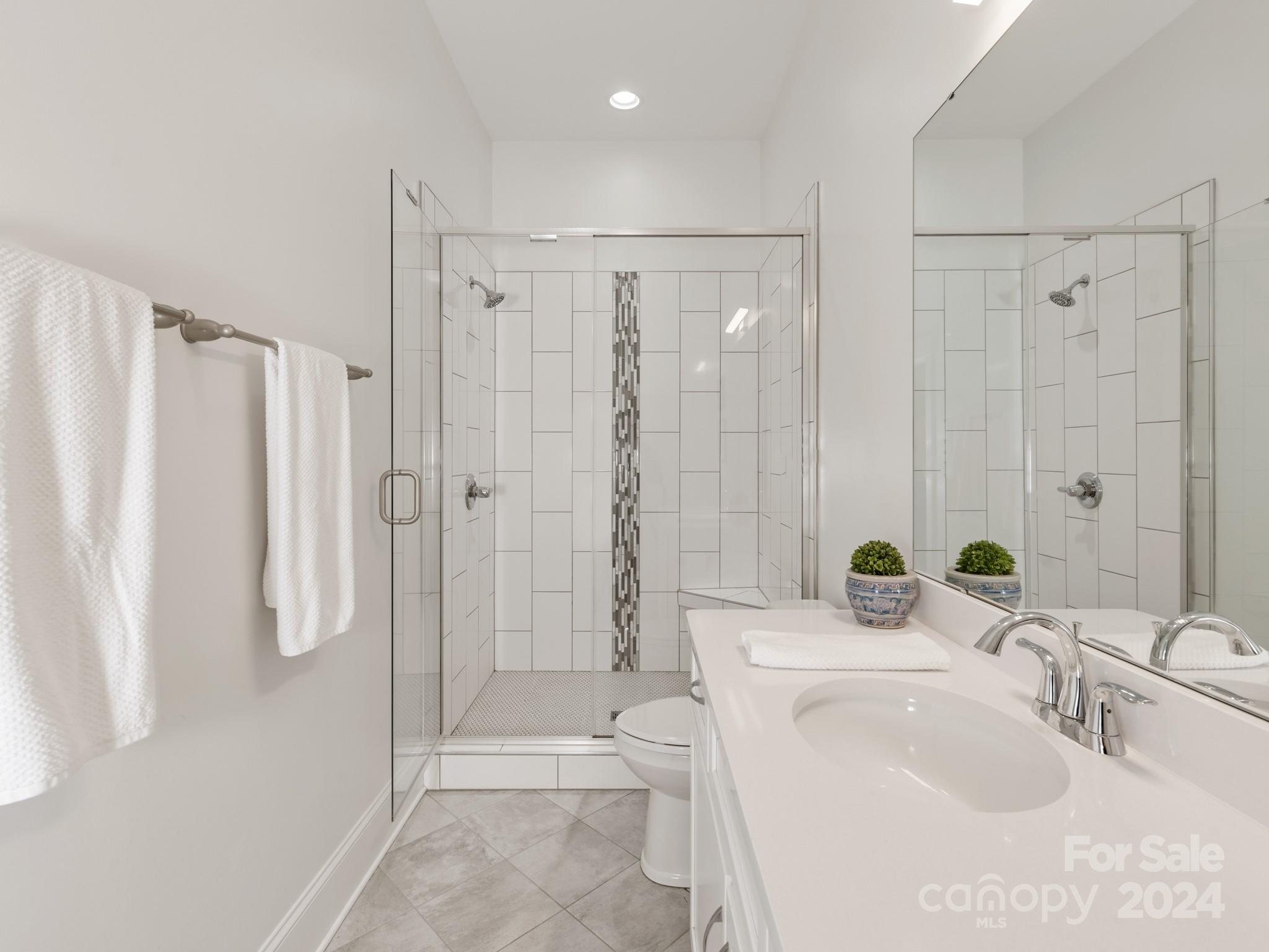 Riverchase Estates - Residential