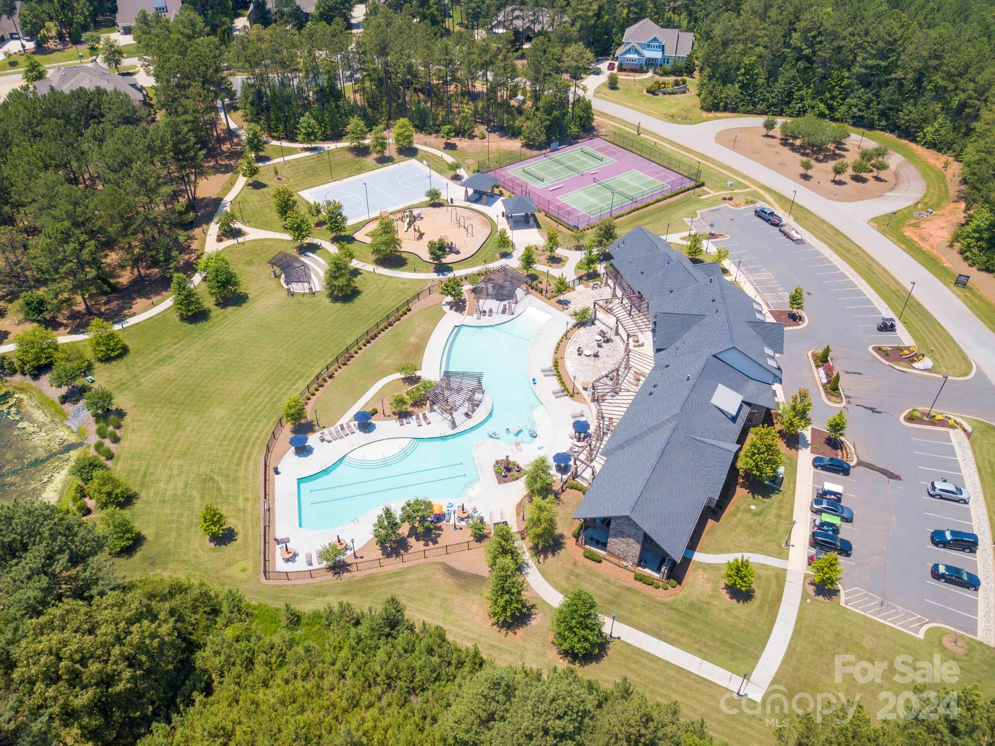 Riverchase Estates - Residential