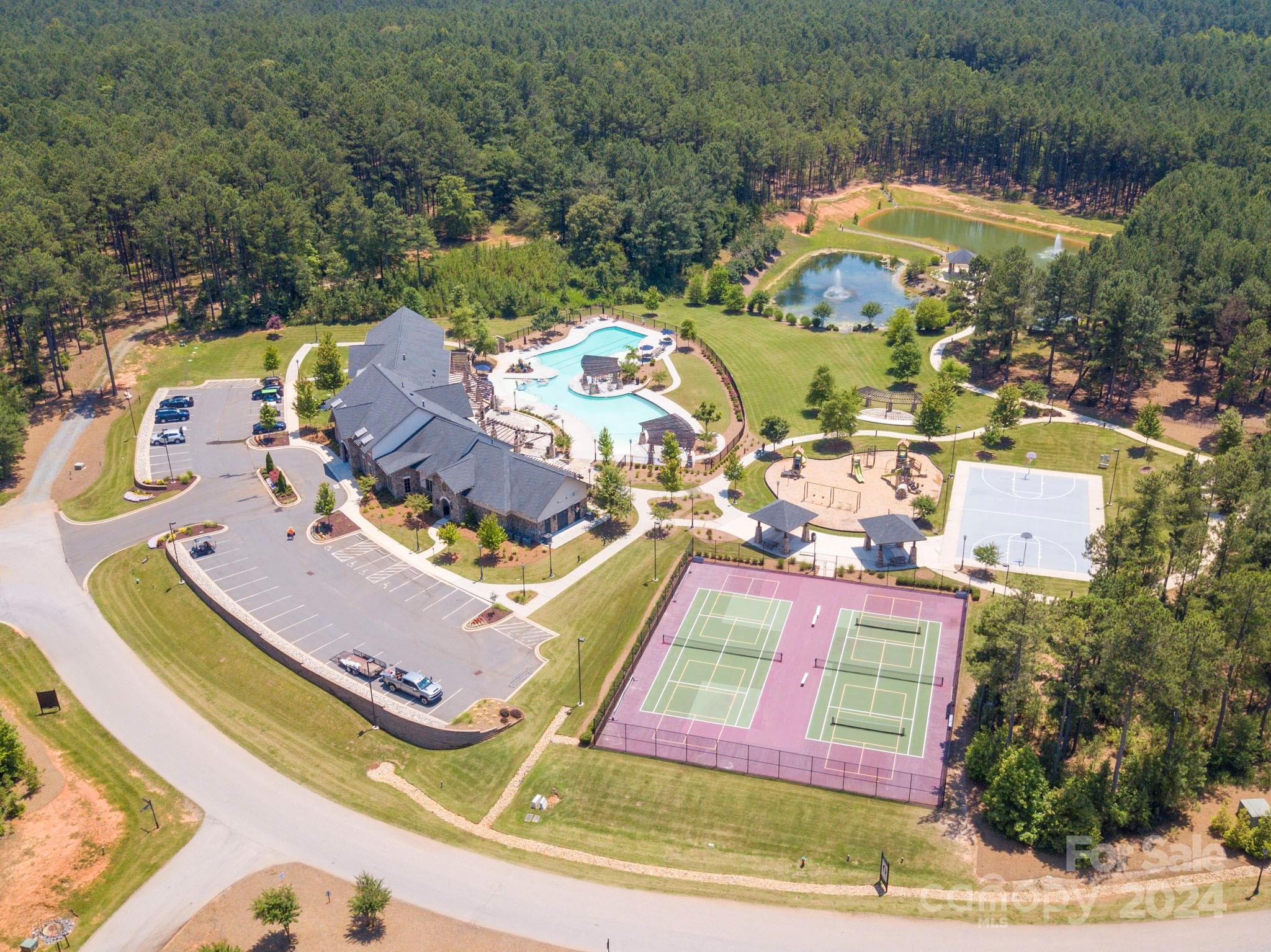 Riverchase Estates - Residential