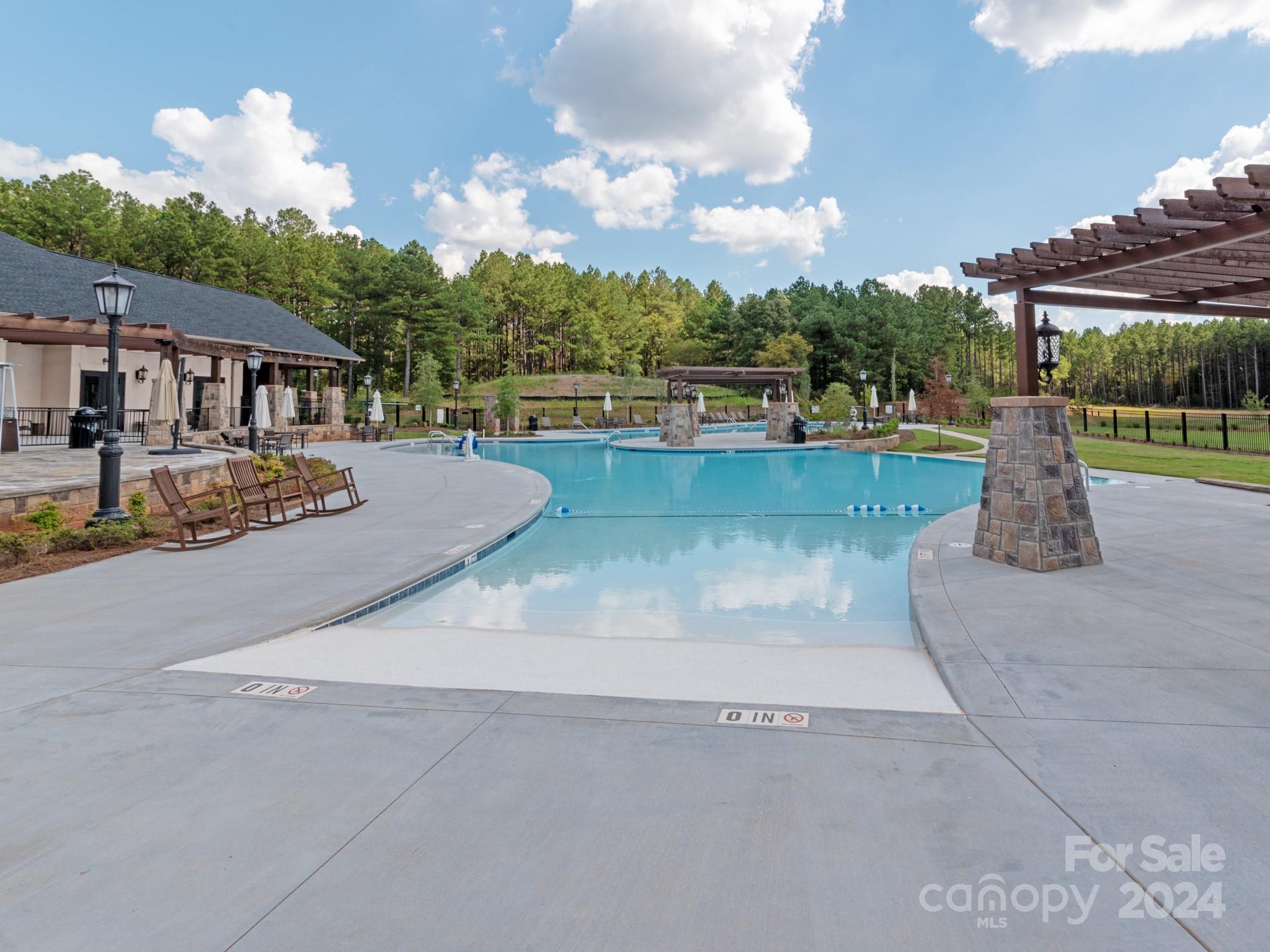 Riverchase Estates - Residential