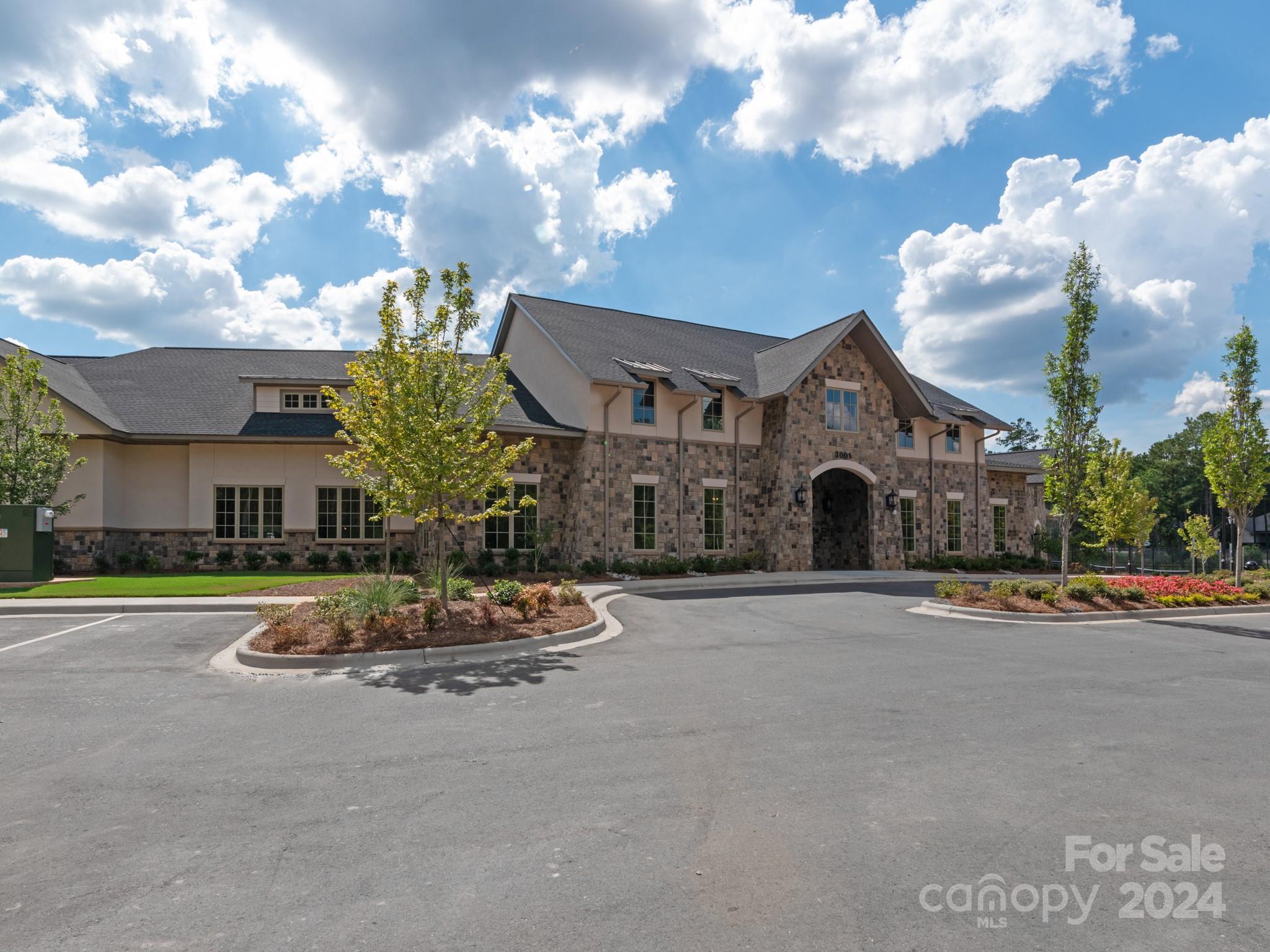 Riverchase Estates - Residential