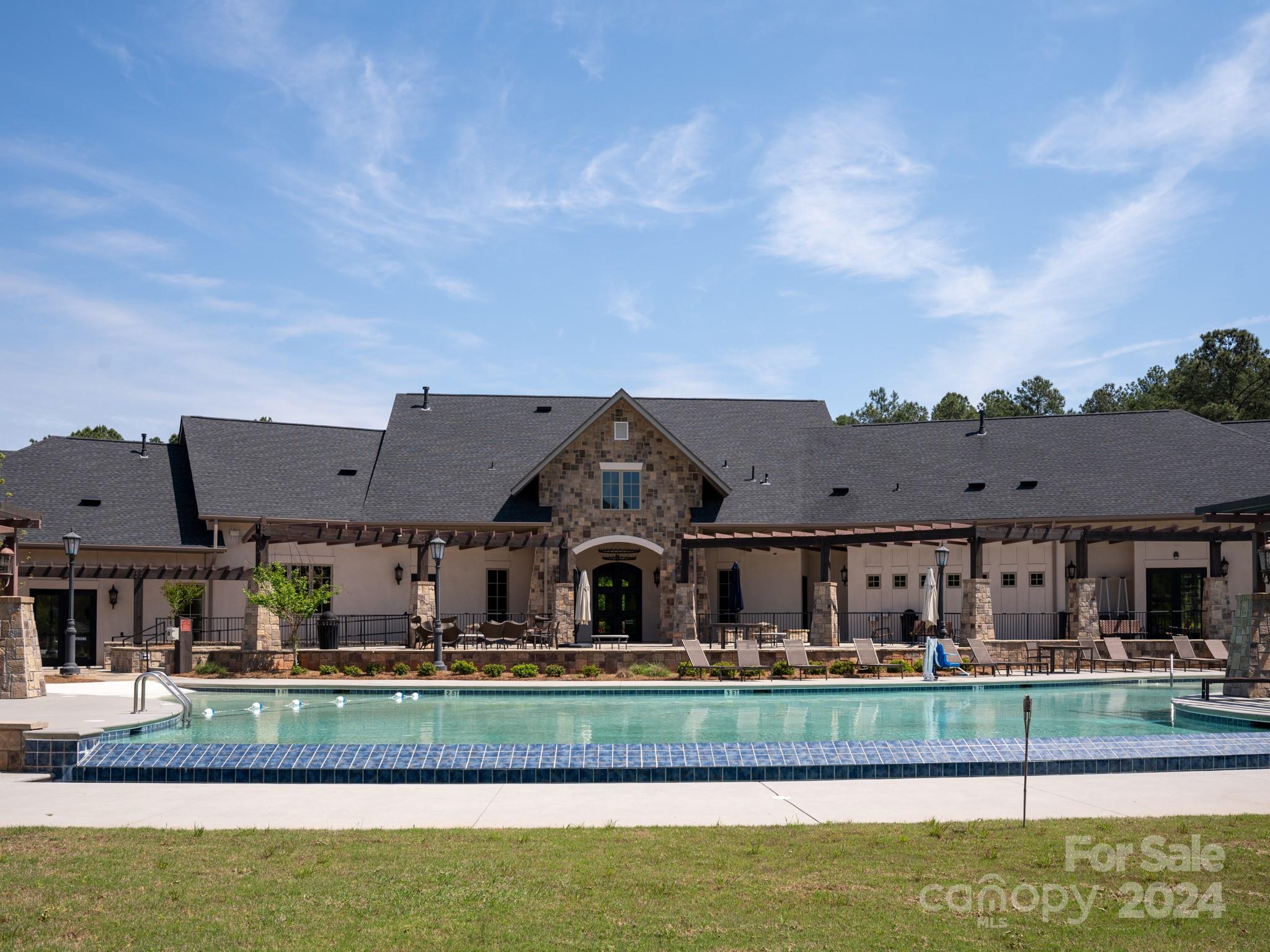 Riverchase Estates - Residential