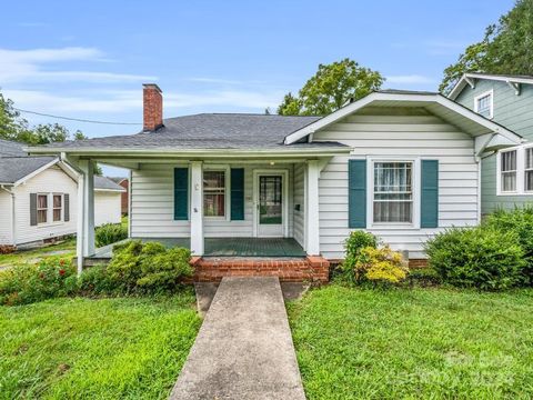 203 Court Street Rutherfordton NC 28139