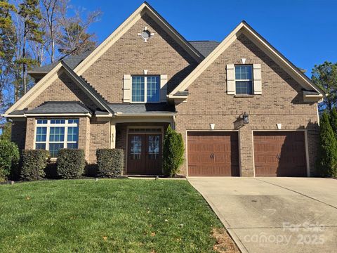 4018 Halyard Drive Denver NC 28037