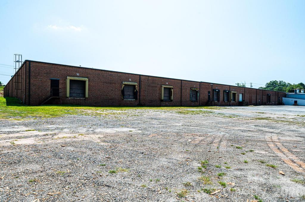 102 Section House Road NW