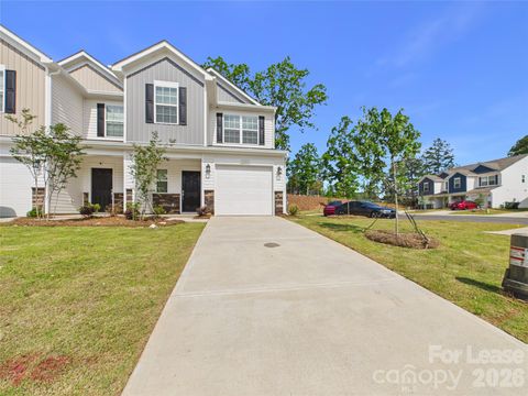 Photo of 20004 Faithwood Court, Charlotte, NC 28213 (MLS # 4374531)