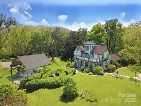 196 & 204 Lawson Street Hot Springs NC 28743