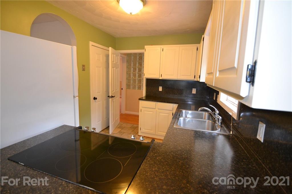 Hickory Hollow - Residential Lease