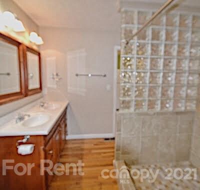 Hickory Hollow - Residential Lease