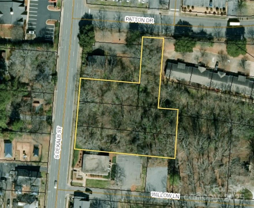 OPPORTUNITY to locate your office on a main thoroughfare in Uptown Shelby!  This listing contains 4 parcels combined to give one acre of land and ~165' of road frontage along S. Dekalb with an additional access point along Patton Drive...great for a circle driveway. Steady traffic along S. Dekalb means lots of EYES on your business! Convenient location just one block from the new Cleveland County Courthouse complex and Uptown Shelby. Lots of uses to consider with RO zoning. Please bring ALL OFFERS!  City of Shelby Utilities available with tap fees.  No recent survey.
