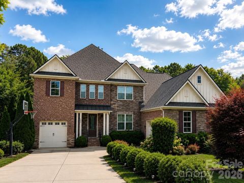 Photo of 105 Highclere Drive, Waxhaw, NC 28173 (MLS # 4399731)