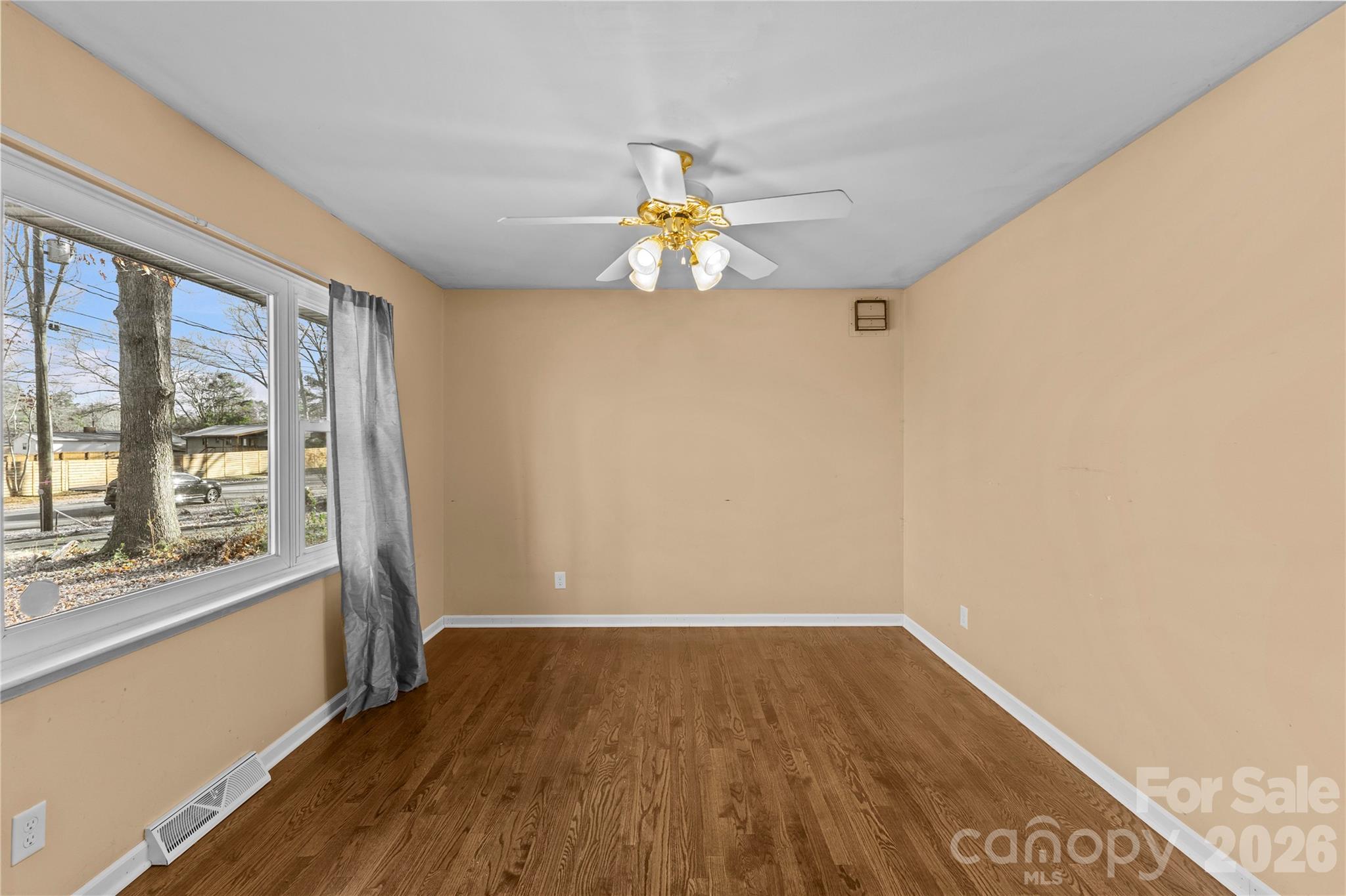 117 Robinson Avenue
