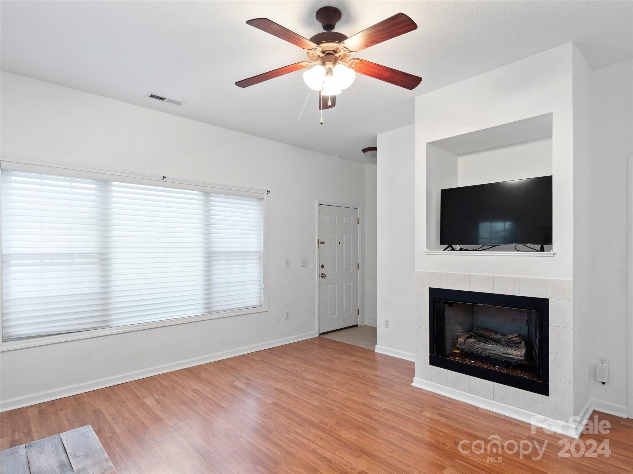 Scenic View Terrace - Residential