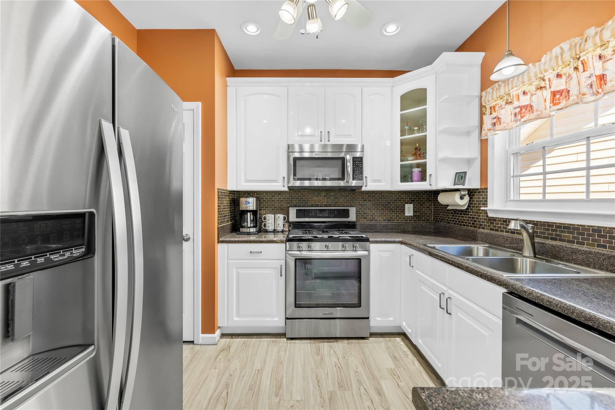 Regent Park - Residential