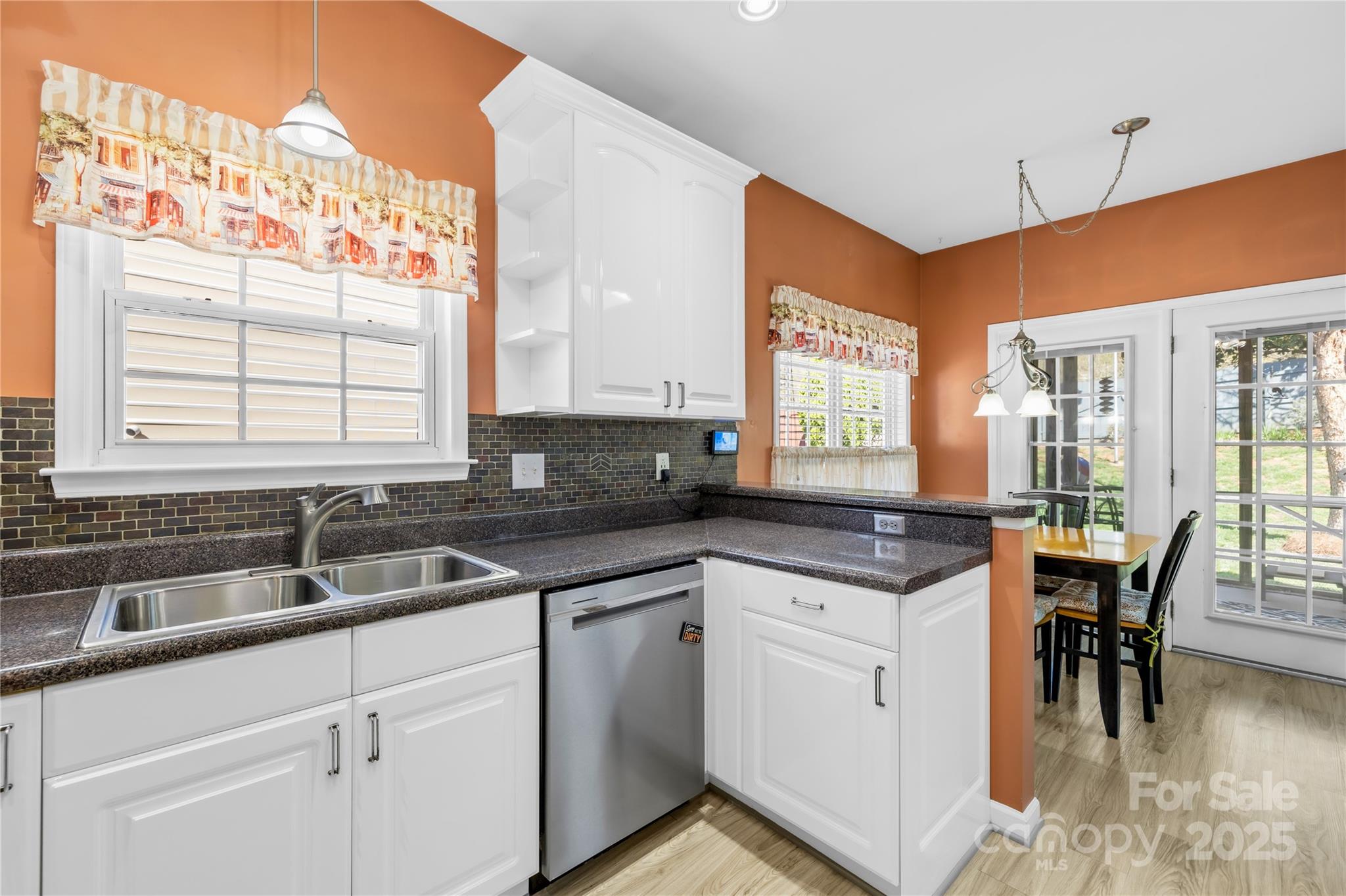 Regent Park - Residential