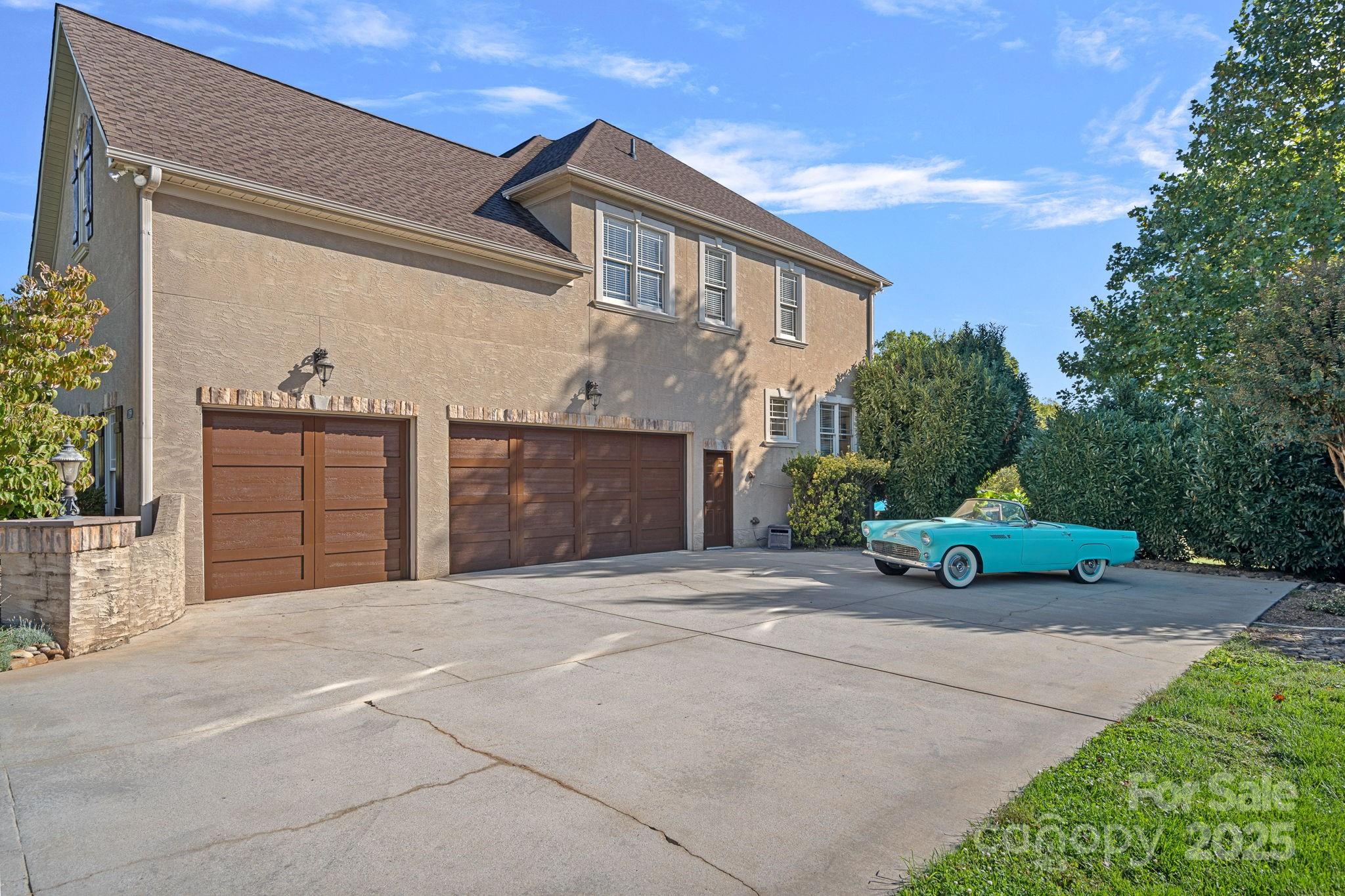 159 Riverchase Lane