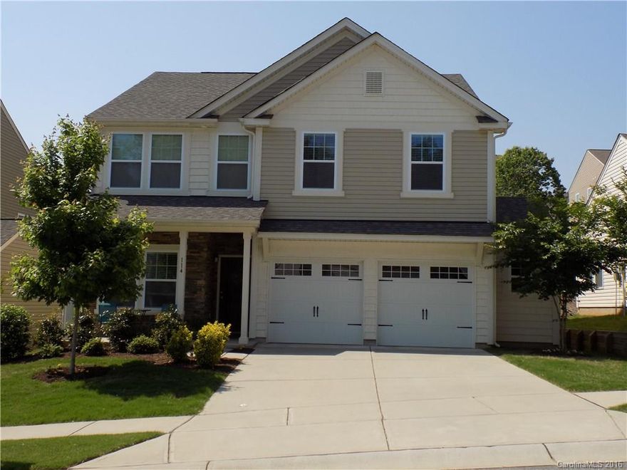 Don't miss this one! Immaculate 4 bed/2.5 bath is move-in ready! Gorgeous eat-in kitchen w/granite and tile backsplash,, upgraded cabinets, large island, stainless steel appliances, hardwoods & wine/buffet area.  Large great room/den,  main flr study/office & formal dining/living rm. Upstairs features 3 large BDs, over-sized MB & master bath w/granite, garden tub & walk-in closet, 2nd flr laundry. Award winning and sought after MGSD schools. Convenient to Mooresville, Davidson & Lowes Corporate.