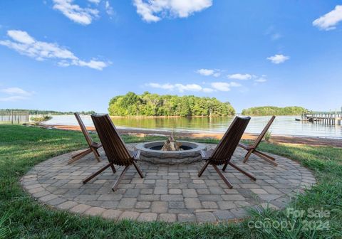 A home in Mooresville