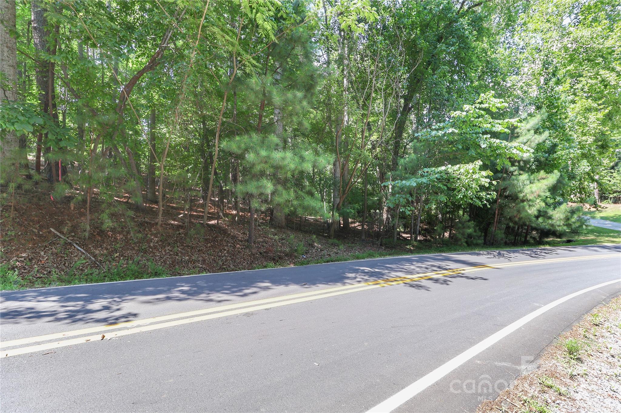 372 Kenway Loop