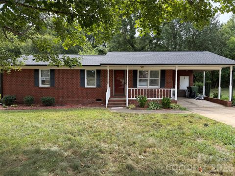 Photo of 315 Southglenn Drive, Shelby, NC 28152 (MLS # 4398562)