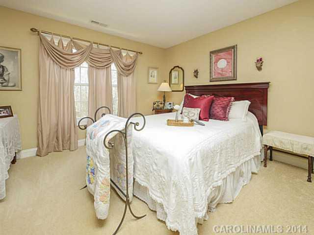 Stonetrace - Residential