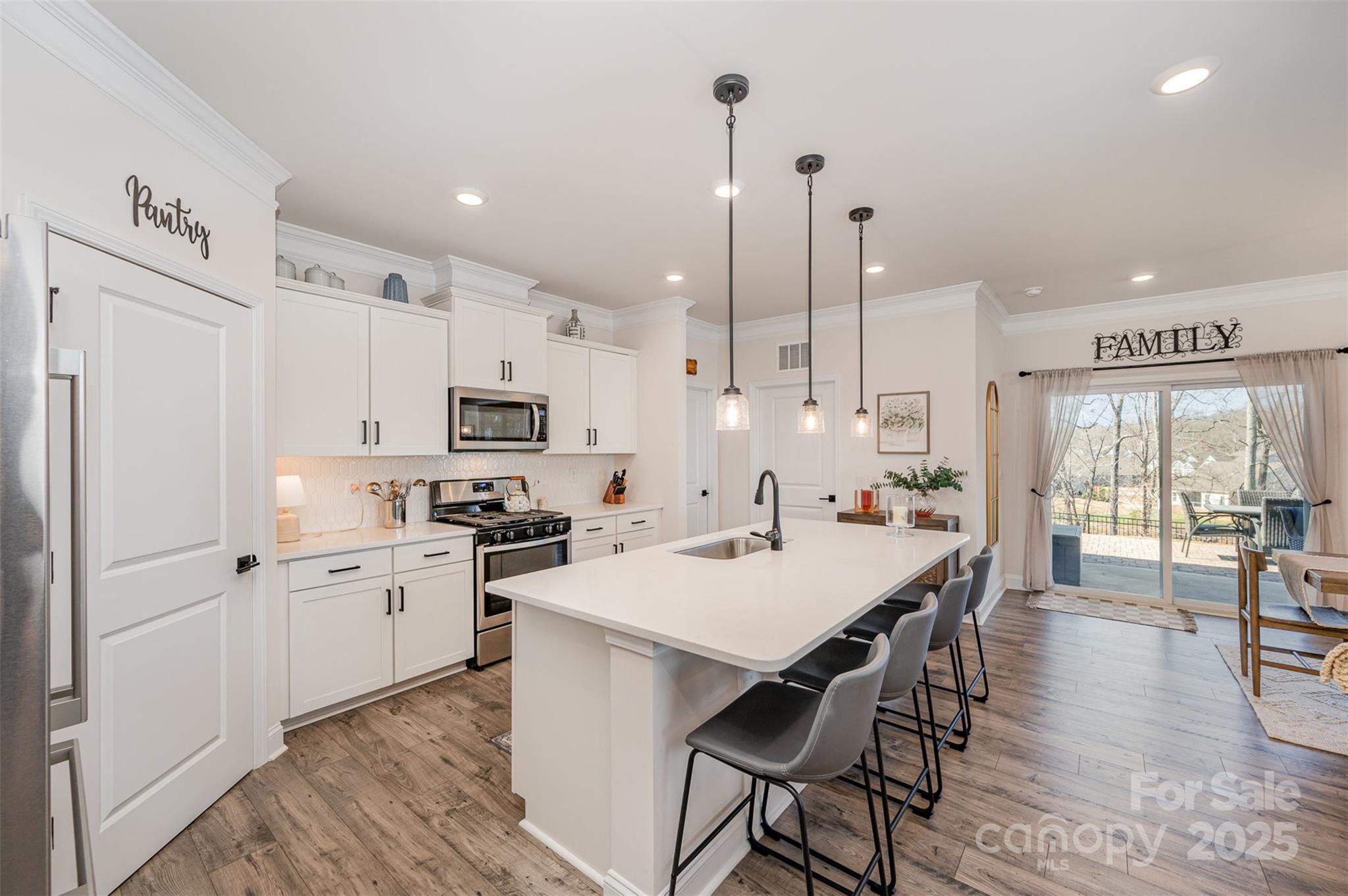 7056 Cornwallis Court