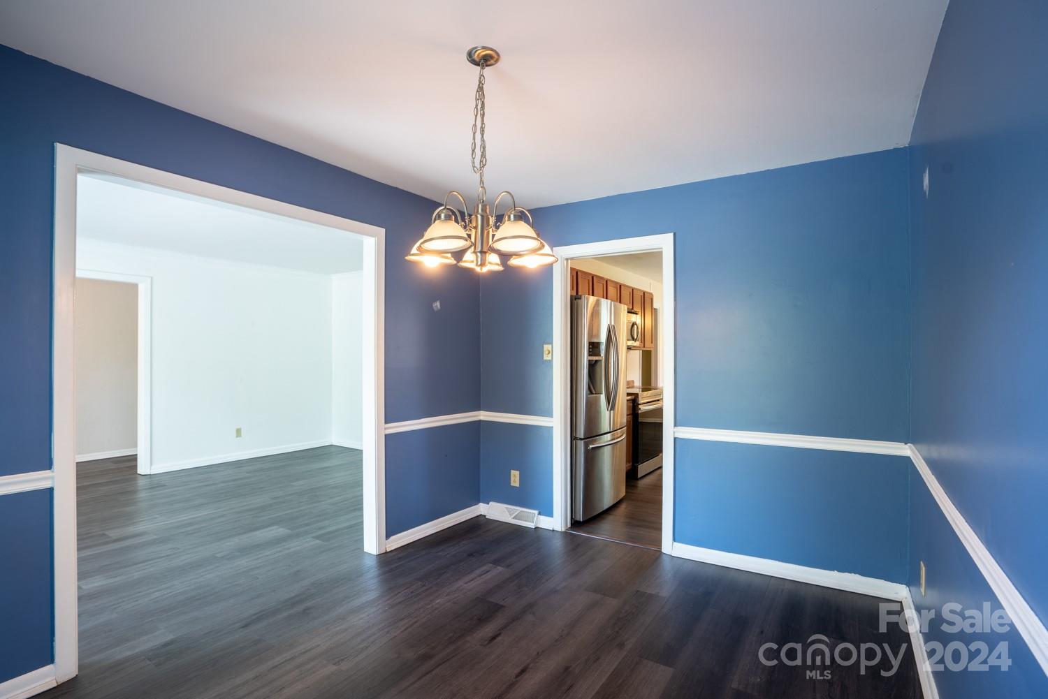 5511 Faulconbridge Road