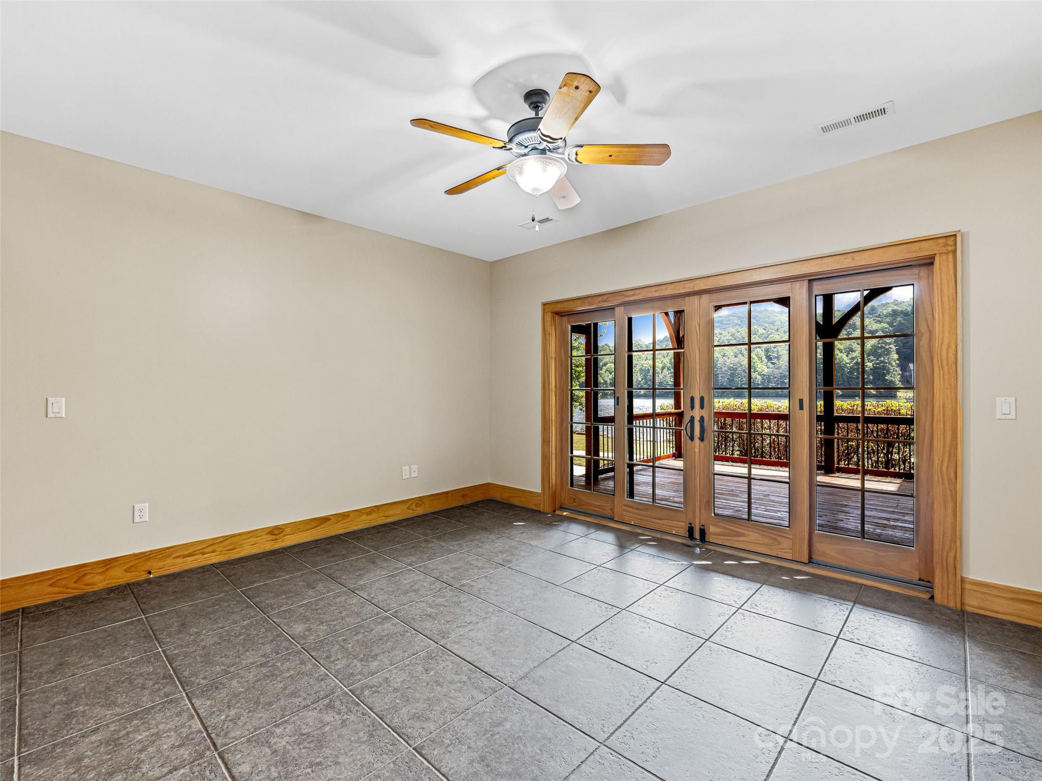 Eagle Lake - Residential