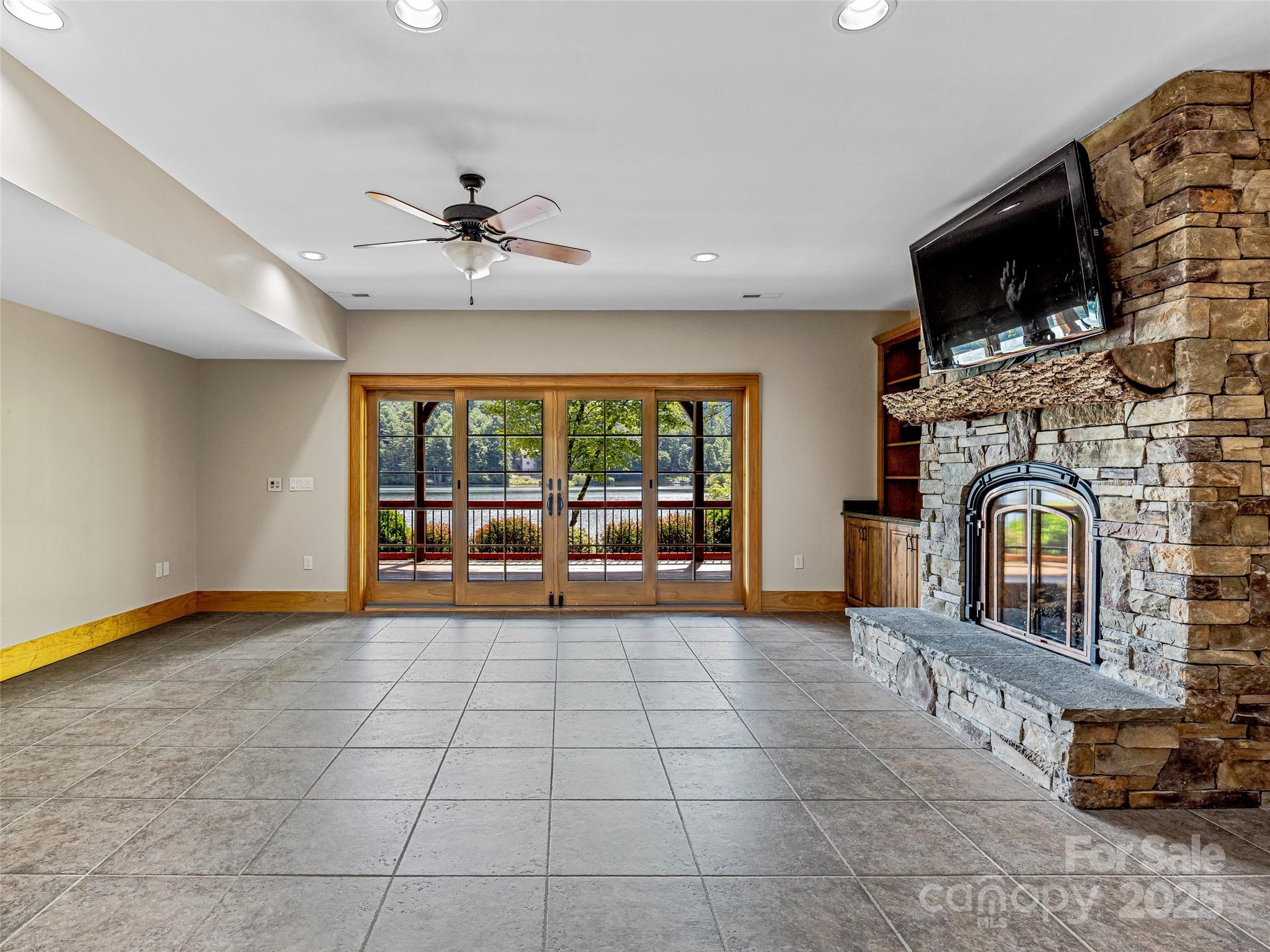 Eagle Lake - Residential