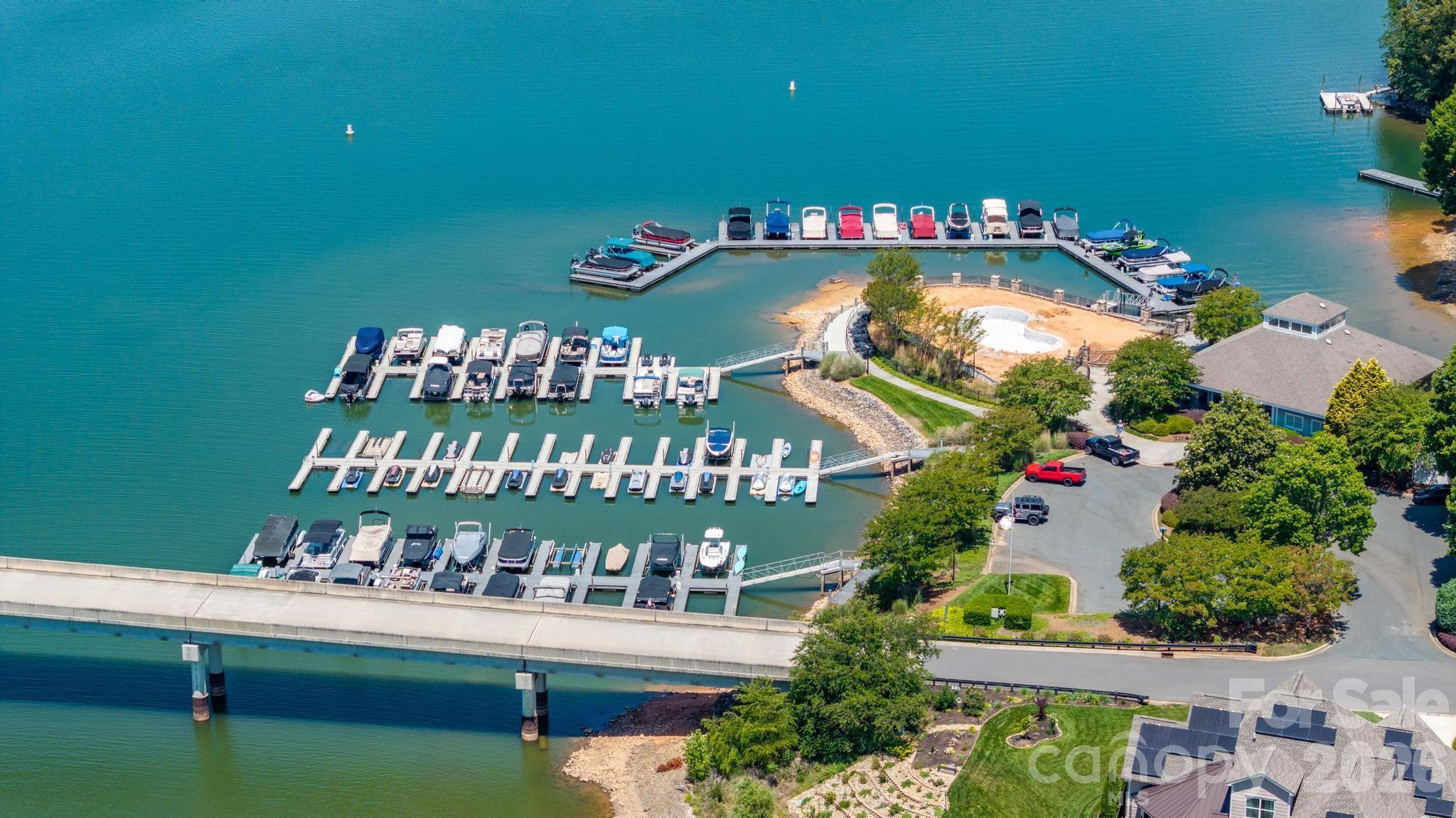 Windemere Island - Land