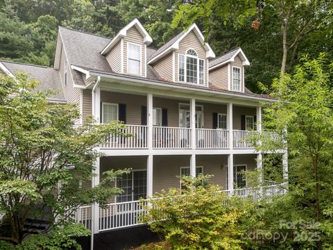 Photo of 42 Surrey Run, Asheville, NC 28803 (MLS # 4285400)