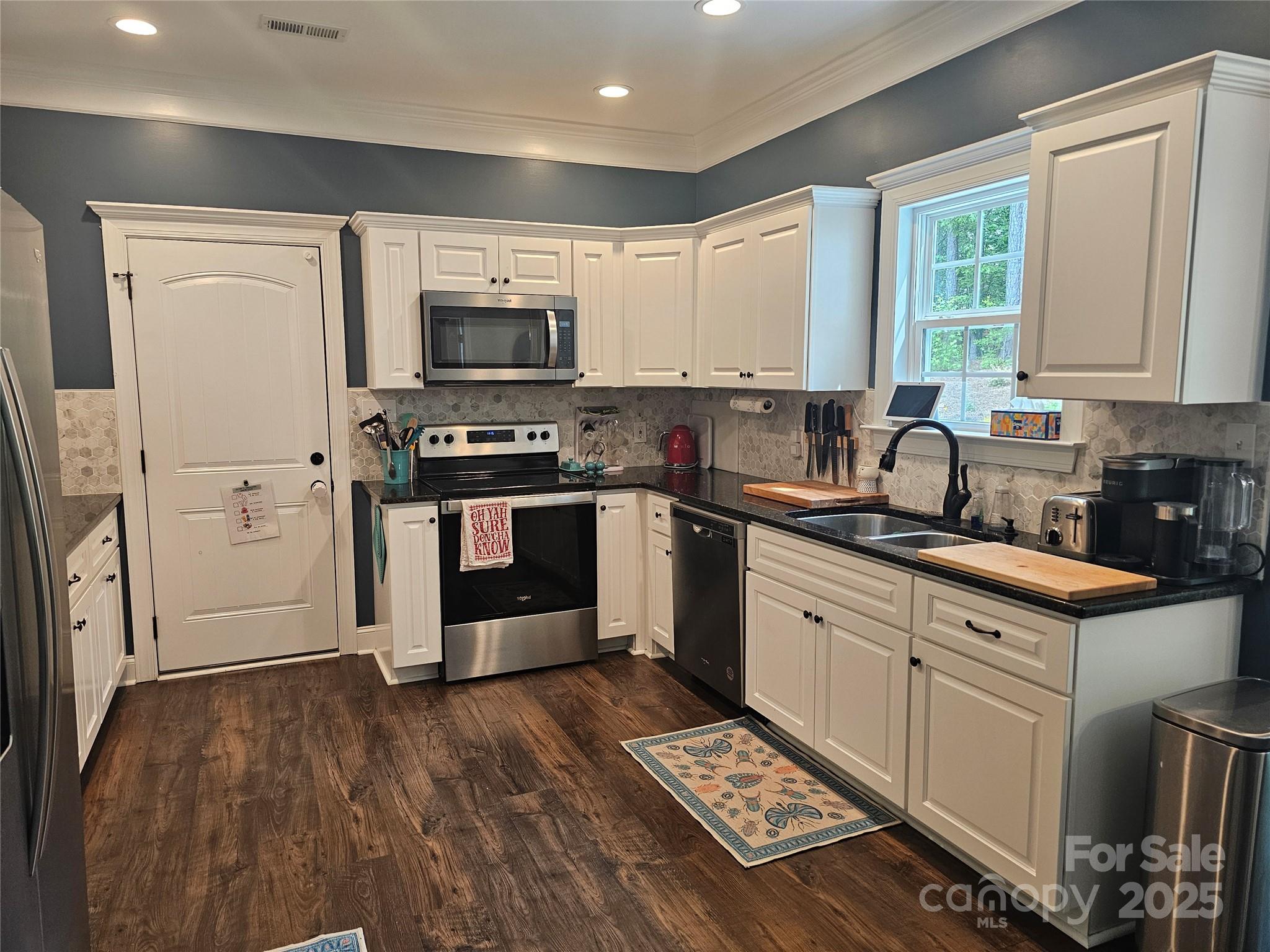 Forest Hills - Residential