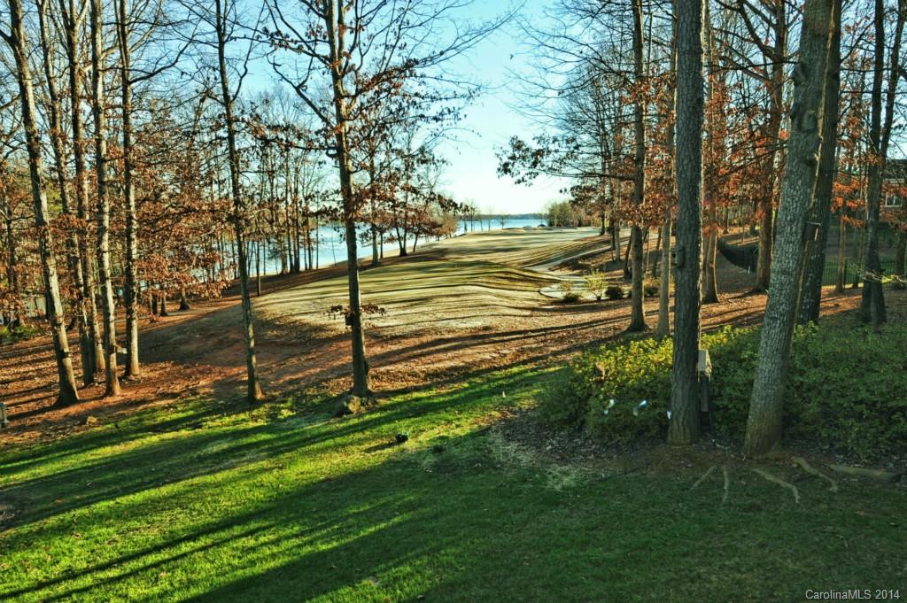 The Peninsula - Residential