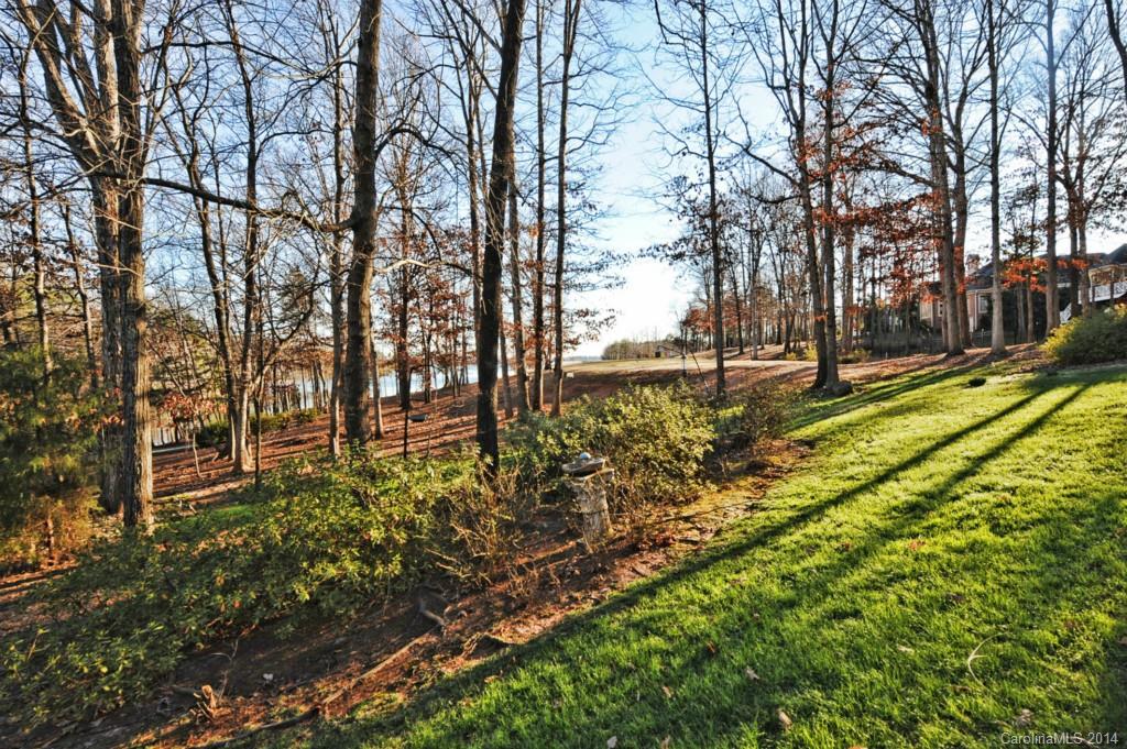 The Peninsula - Residential