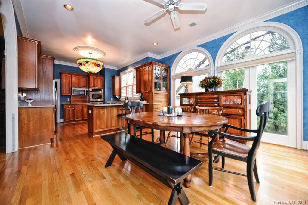 The Peninsula - Residential