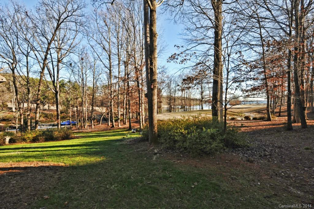 The Peninsula - Residential