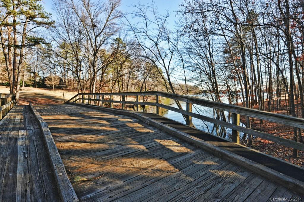 The Peninsula - Residential