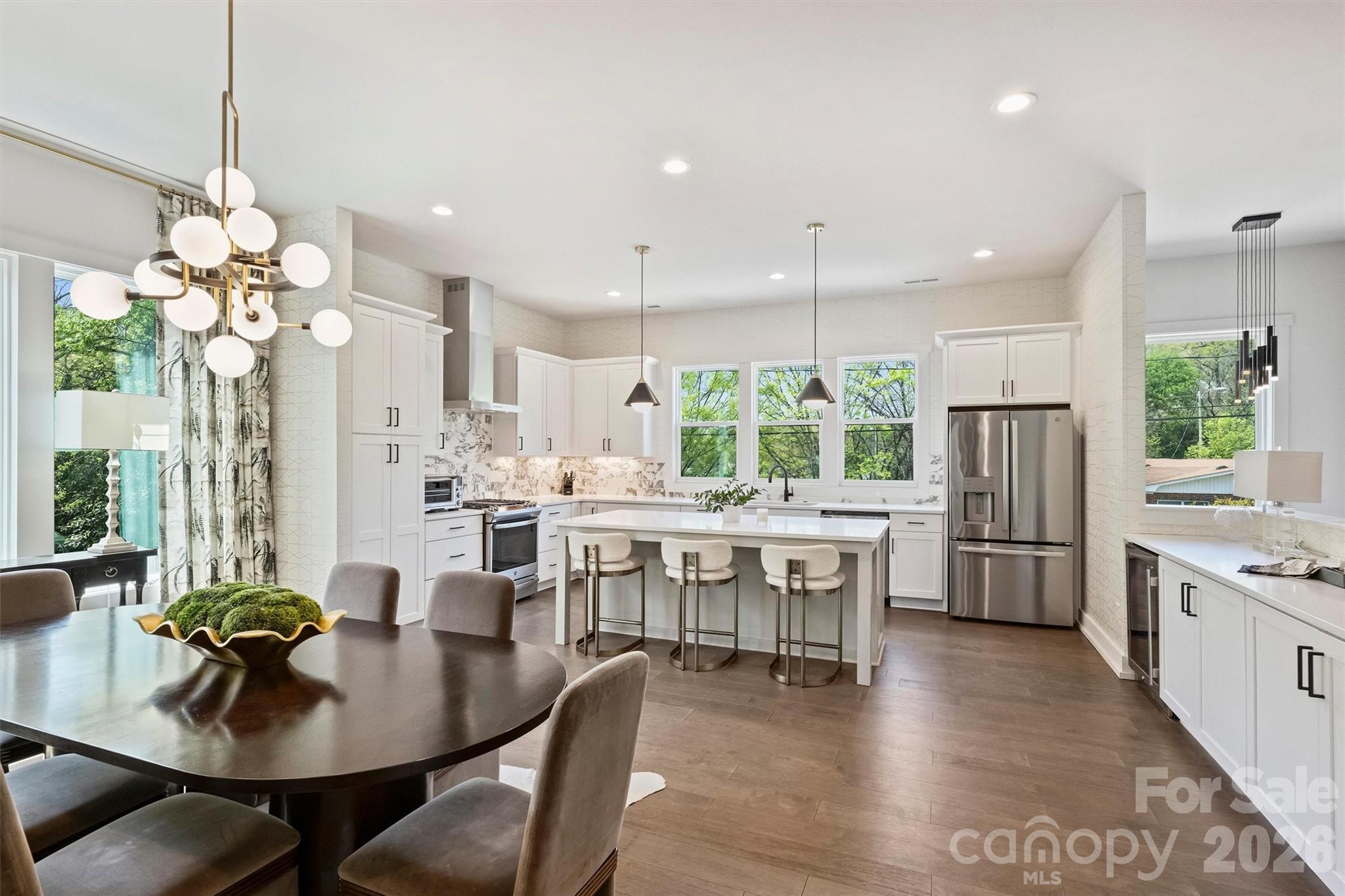 1500 Hawthorne Lane A