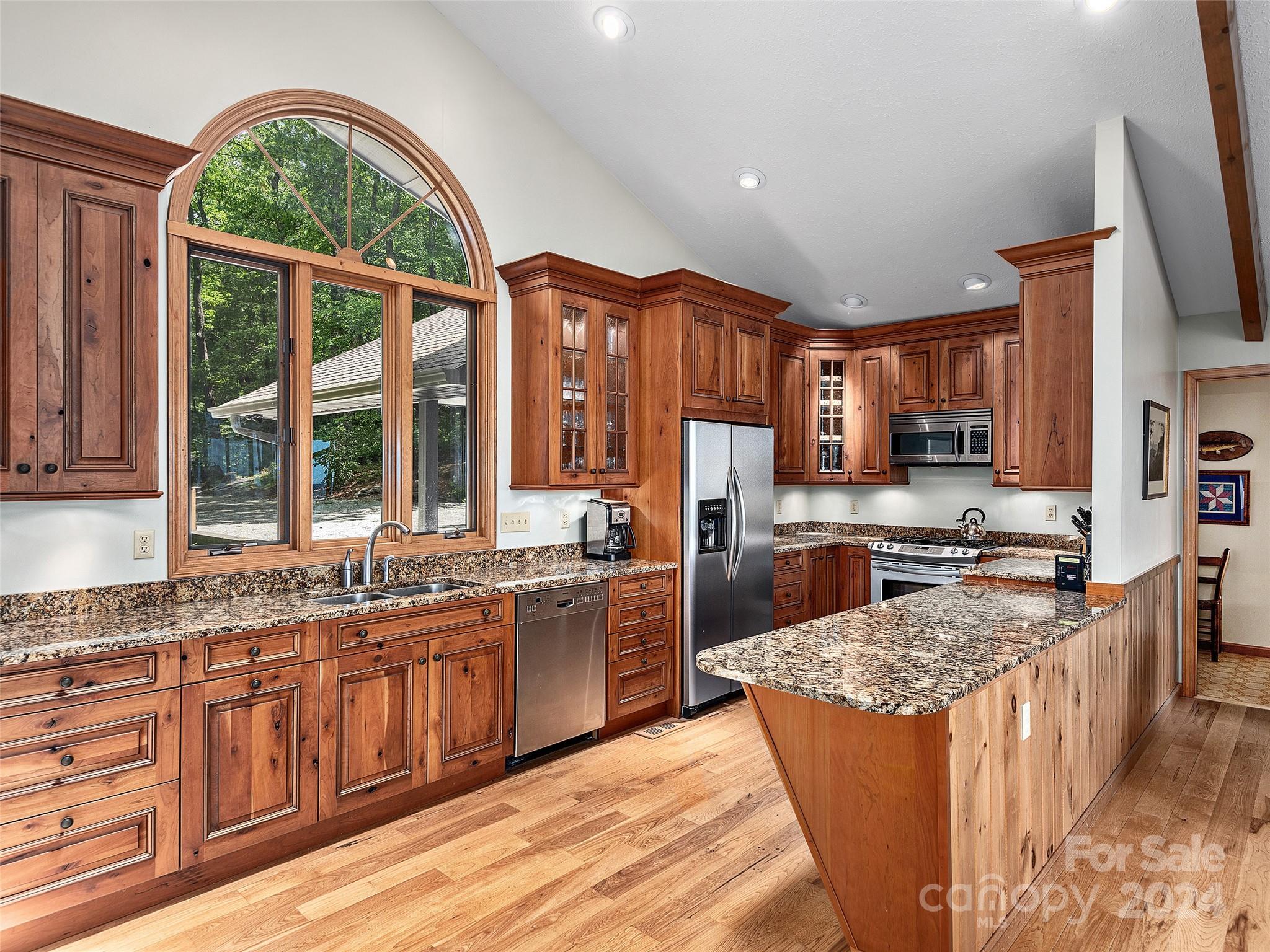 Continental Cliffs - Residential