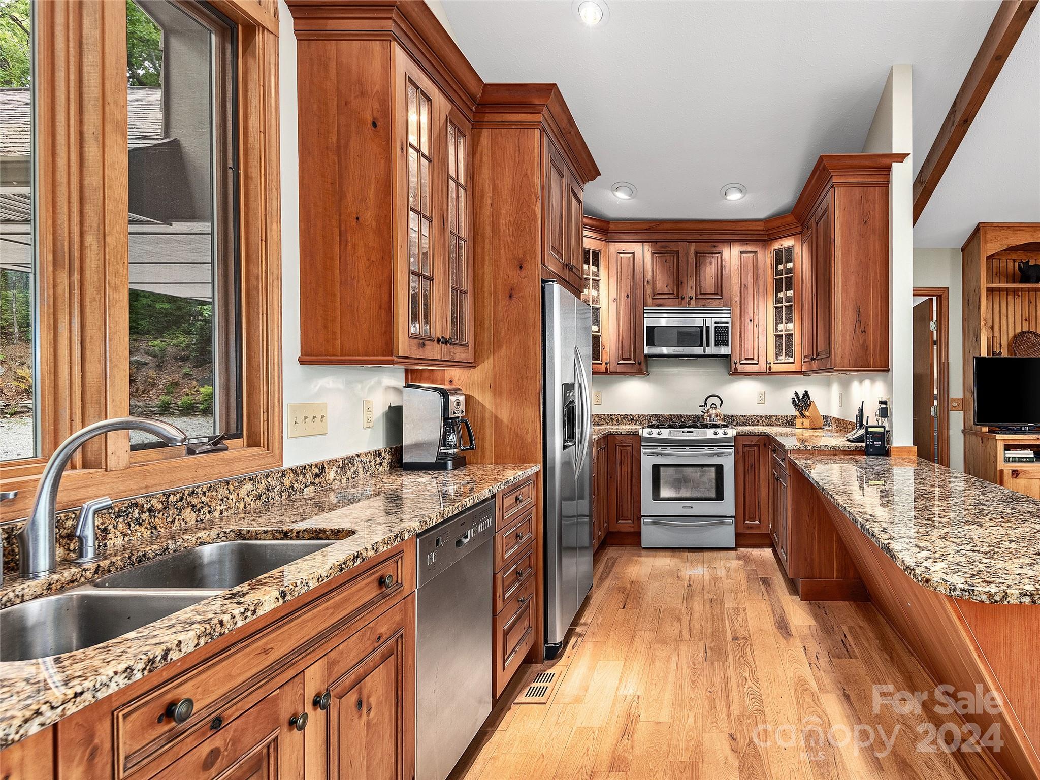 Continental Cliffs - Residential